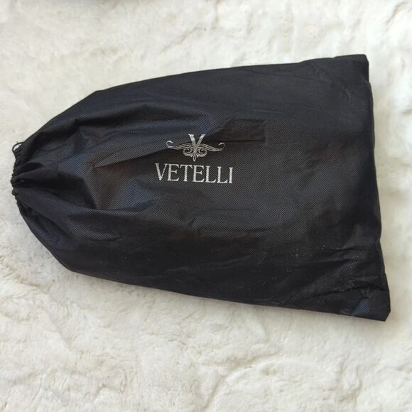 VETELLI Leather Toiletries bag - Picture 7 of 7